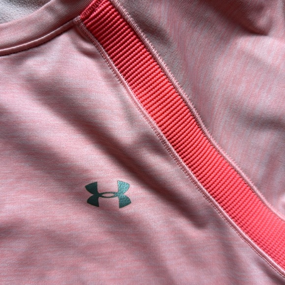 Under Armour sweatshirt size medium. - Picture 3 of 5